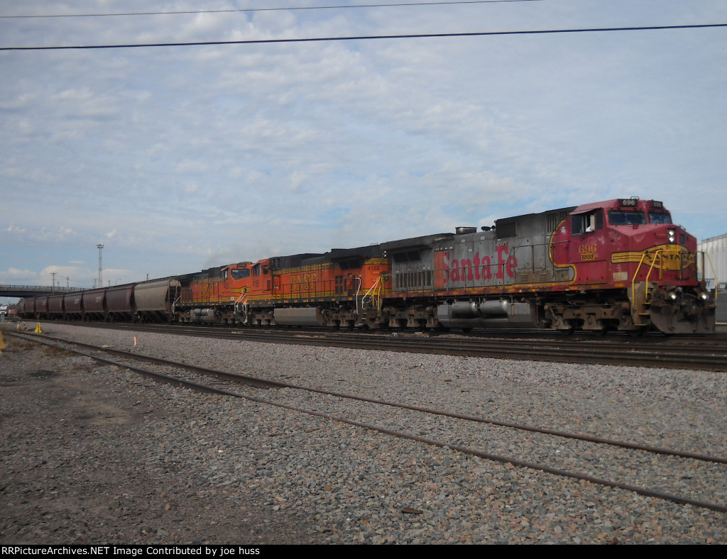 BNSF 696 East